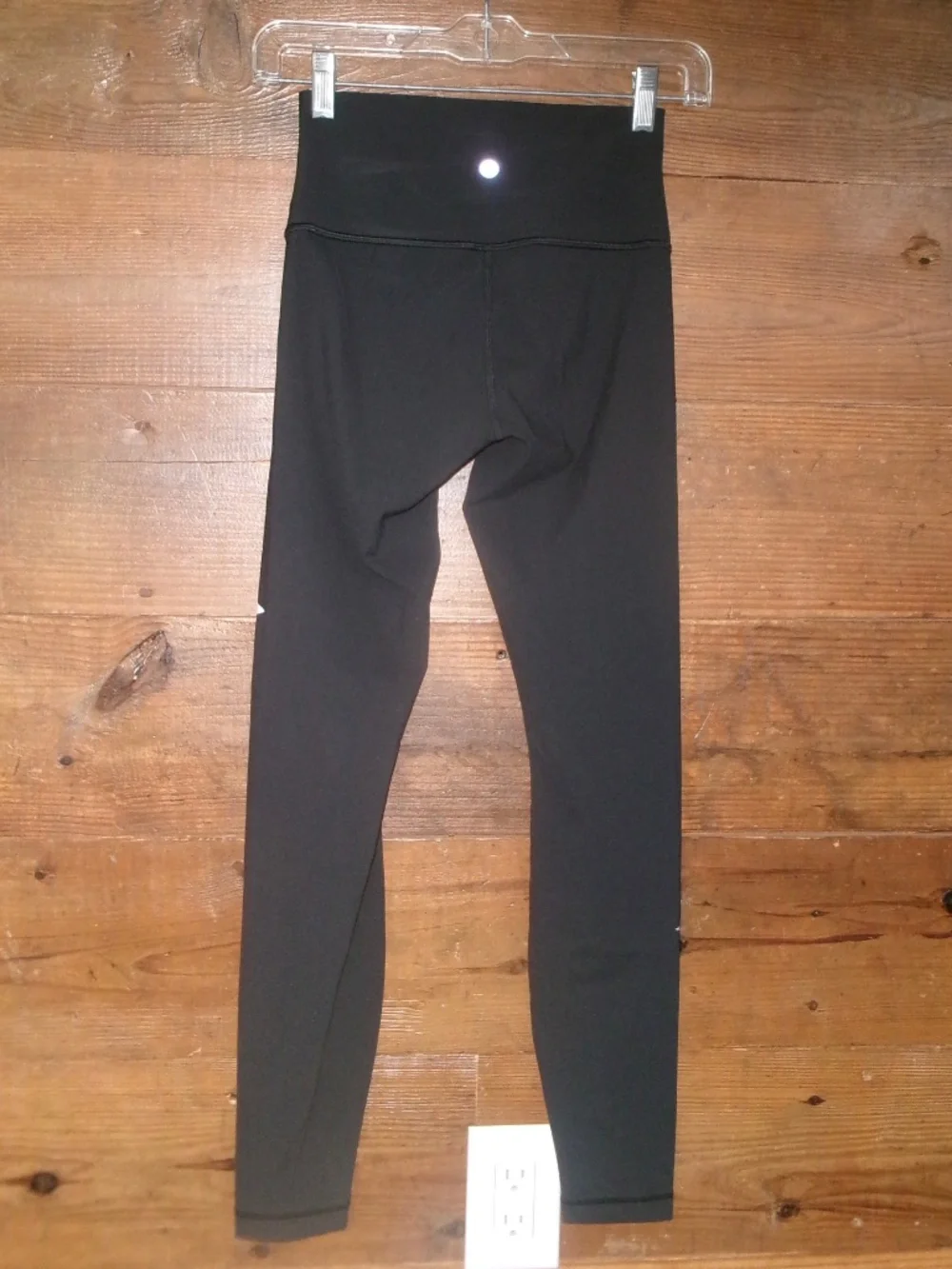 Lululemon brand new leggings size 4